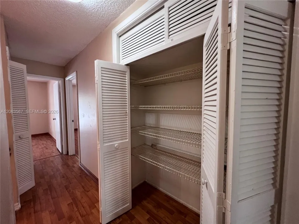 2750 34th Ave #9D Hollywood, FL 33021