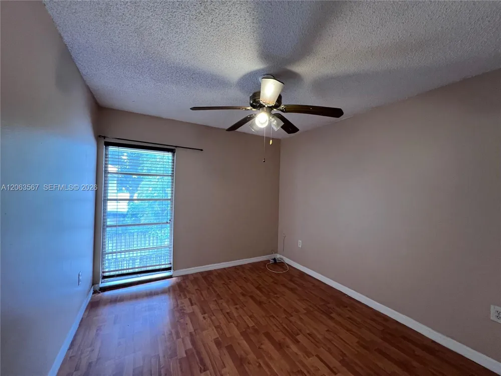 2750 34th Ave #9D Hollywood, FL 33021
