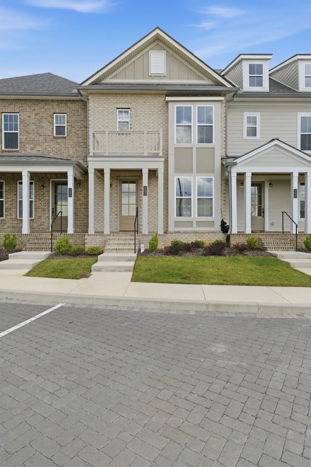 152 Nearwater Place Hendersonville, TN 37075