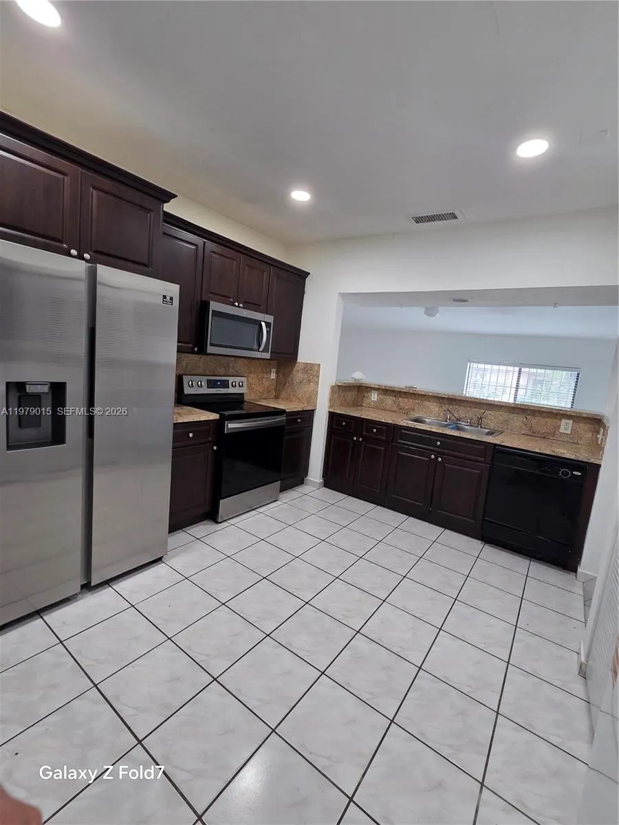 7439 SW 106th Ct Miami, FL 33173