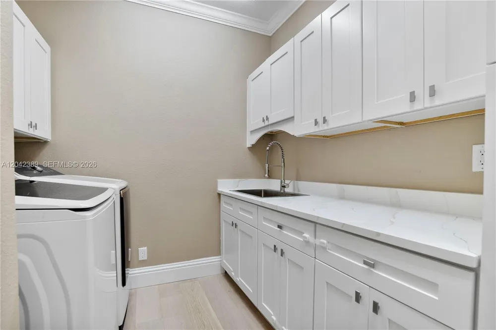 5755 NW 72nd Way Parkland, FL 33067