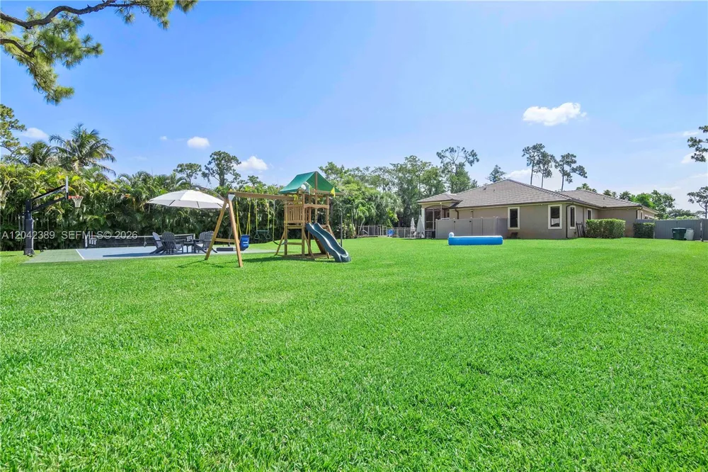 5755 NW 72nd Way Parkland, FL 33067