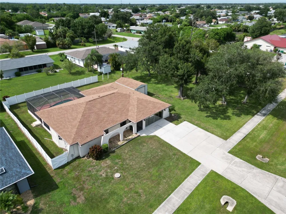 19842 MIDWAY BLVD Port Charlotte, FL 33948