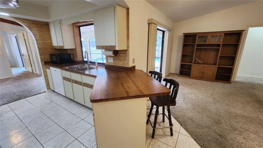19842 MIDWAY BLVD Port Charlotte, FL 33948