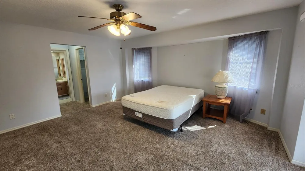 19842 MIDWAY BLVD Port Charlotte, FL 33948