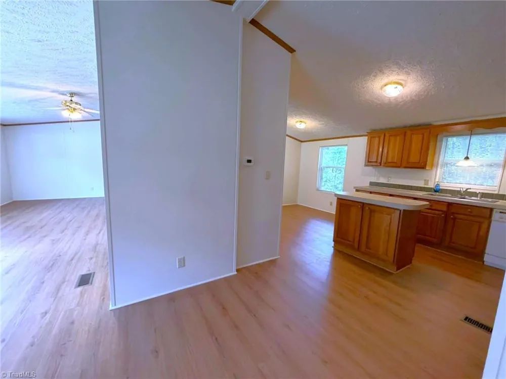 1042 Wells Creek Road Madison, NC 27025