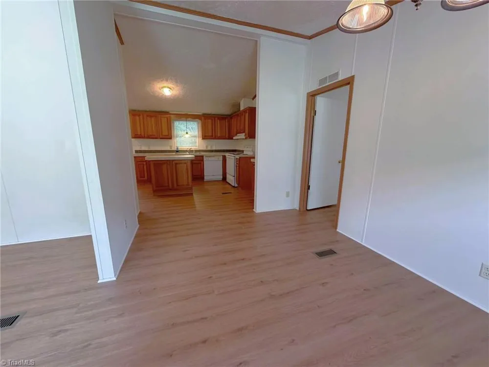1042 Wells Creek Road Madison, NC 27025