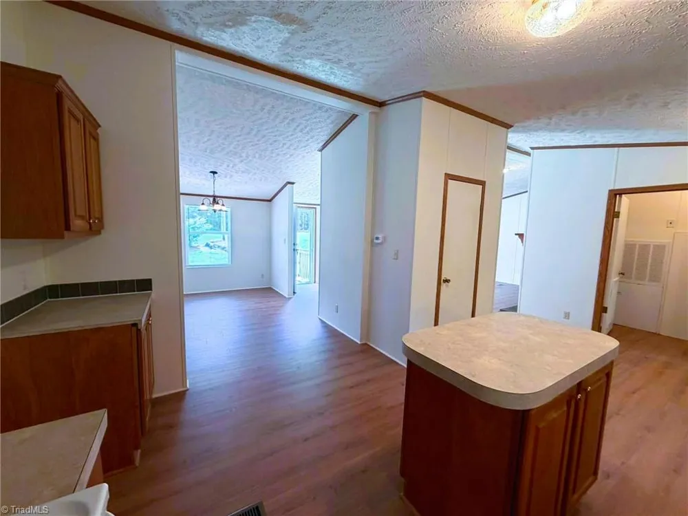 1042 Wells Creek Road Madison, NC 27025