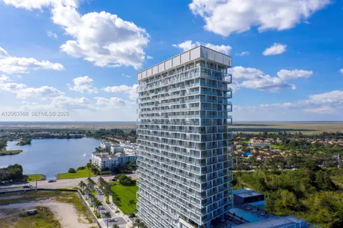 2000 Metropica Way #504
