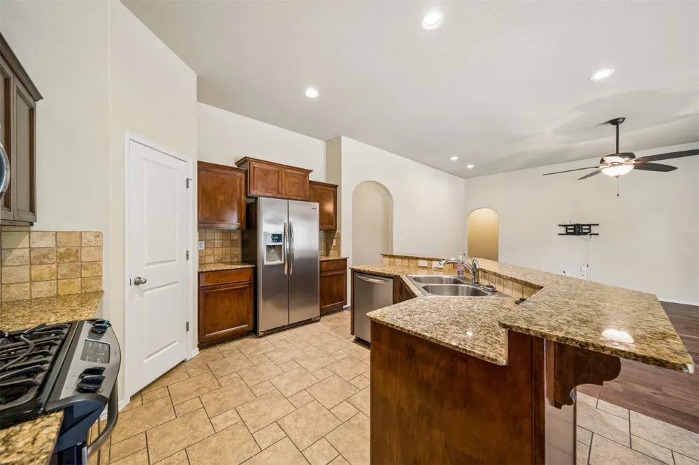 10582 121st EastAvenue Owasso, OK 74055