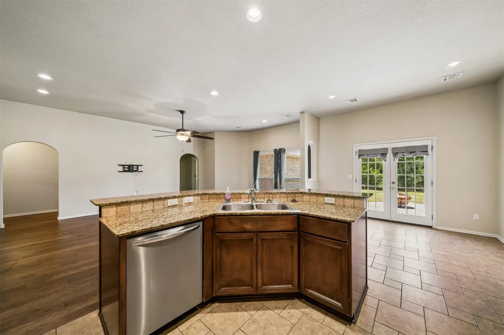 10582 121st EastAvenue Owasso, OK 74055