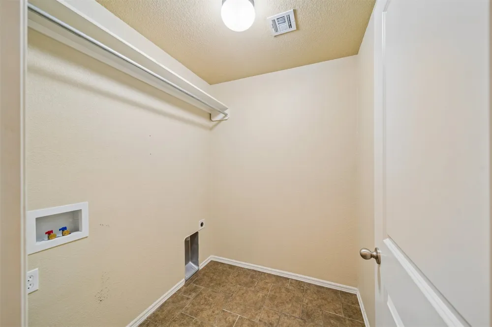 10582 121st EastAvenue Owasso, OK 74055
