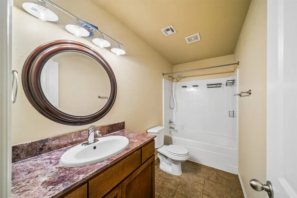 10582 121st EastAvenue Owasso, OK 74055