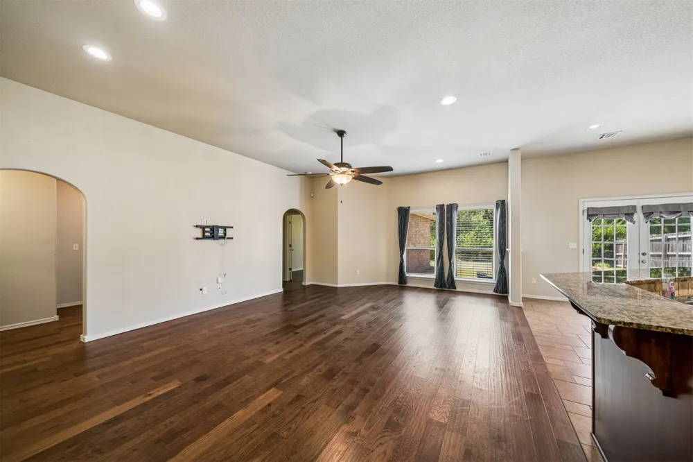 10582 121st EastAvenue Owasso, OK 74055
