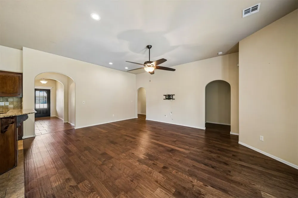 10582 121st EastAvenue Owasso, OK 74055