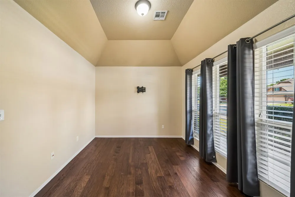10582 121st EastAvenue Owasso, OK 74055