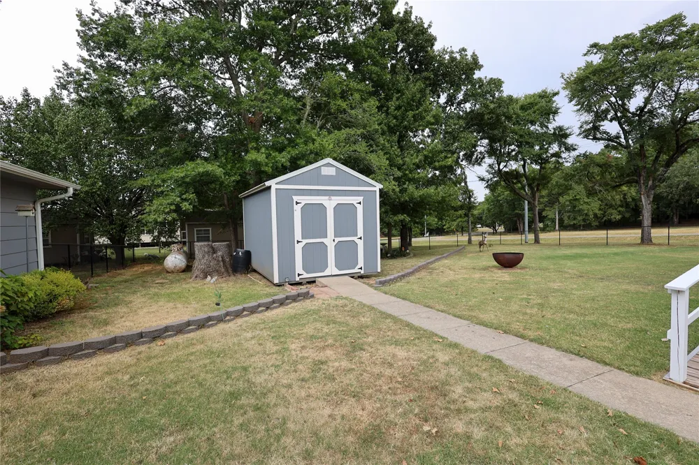 2030 Castle Rock Drive Sulphur, OK 73086