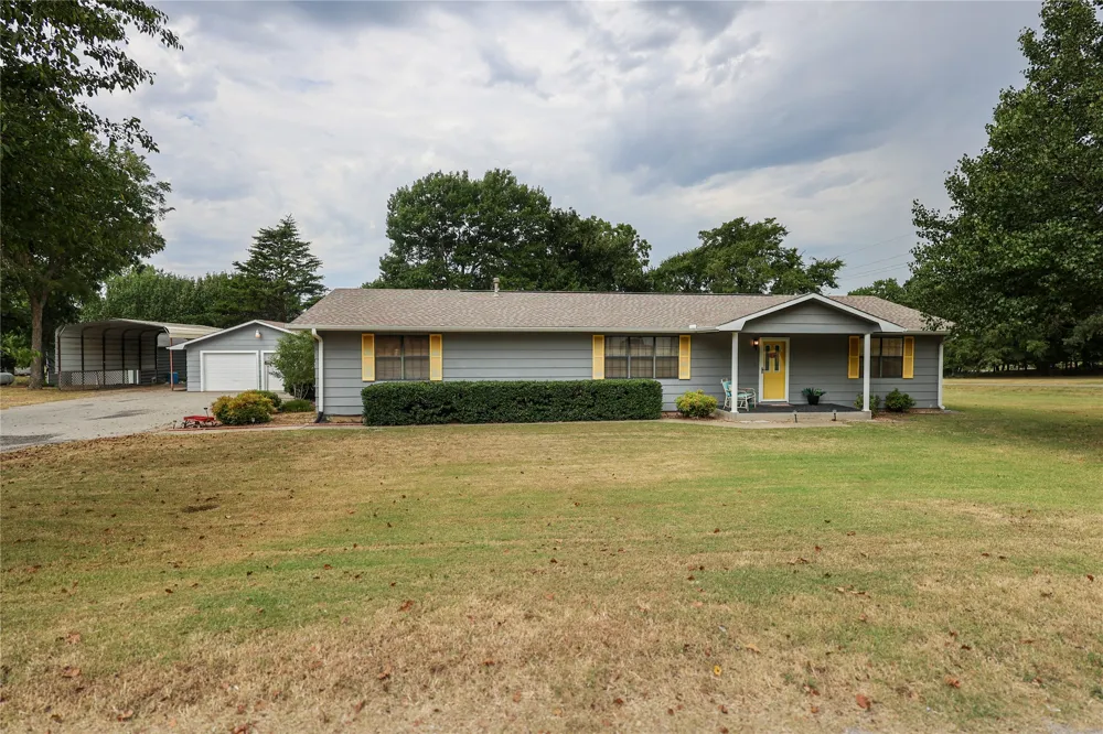 2030 Castle Rock Drive Sulphur, OK 73086