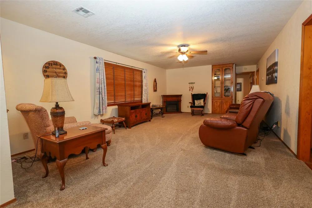 2030 Castle Rock Drive Sulphur, OK 73086