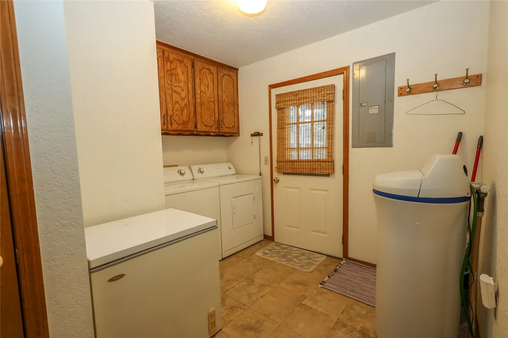 2030 Castle Rock Drive Sulphur, OK 73086