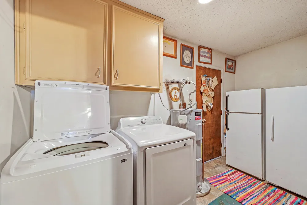 1642 Salesville Road Mineral Wells, TX 76067