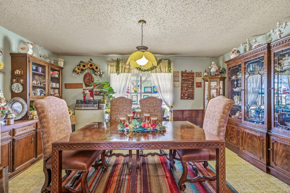 1642 Salesville Road Mineral Wells, TX 76067