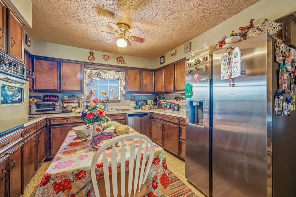 1642 Salesville Road Mineral Wells, TX 76067