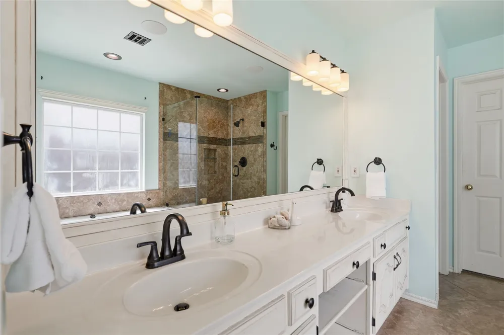 12408 E 79th Court Owasso, OK 74055