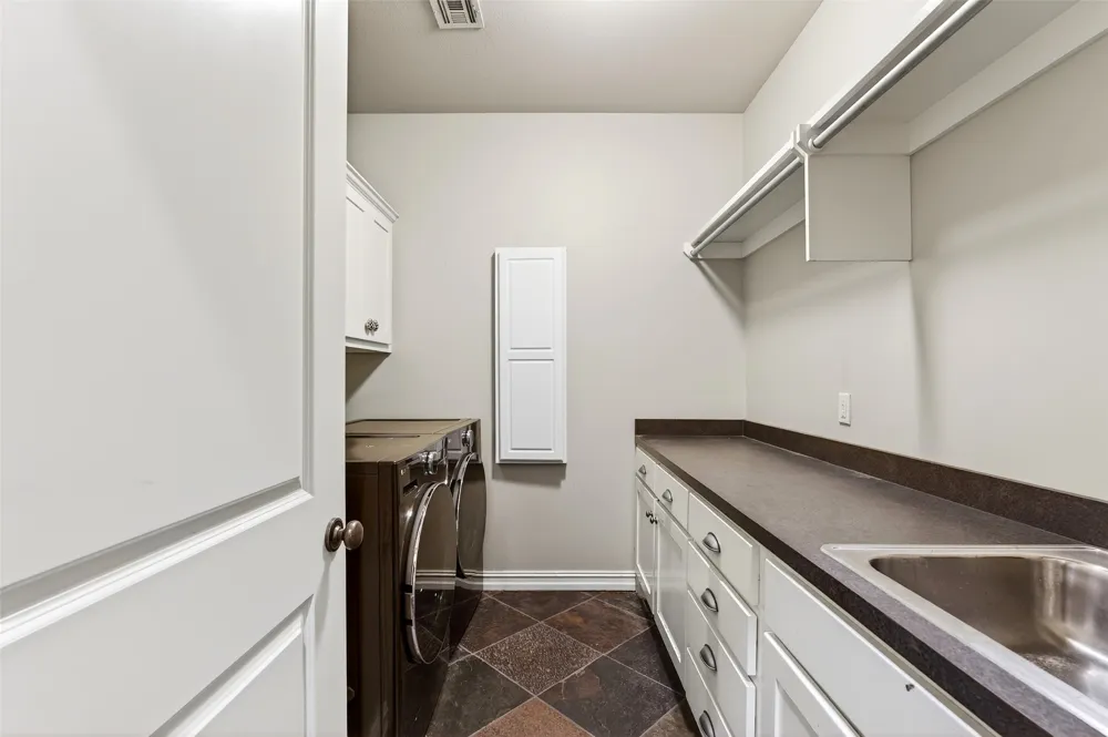 10529 S 92nd East Circle Tulsa, OK 74133