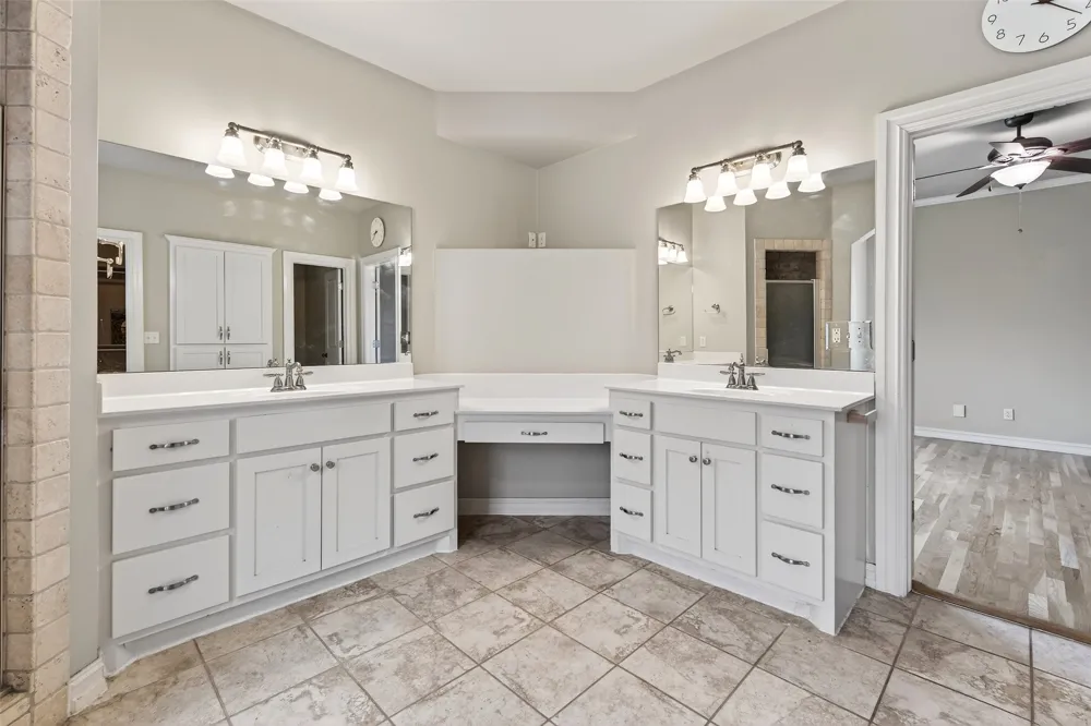 10529 S 92nd East Circle Tulsa, OK 74133