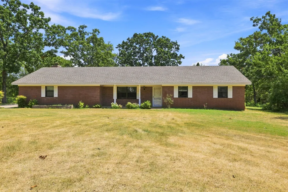 73502 Cyclone Hollow Road Wagoner, OK 74467