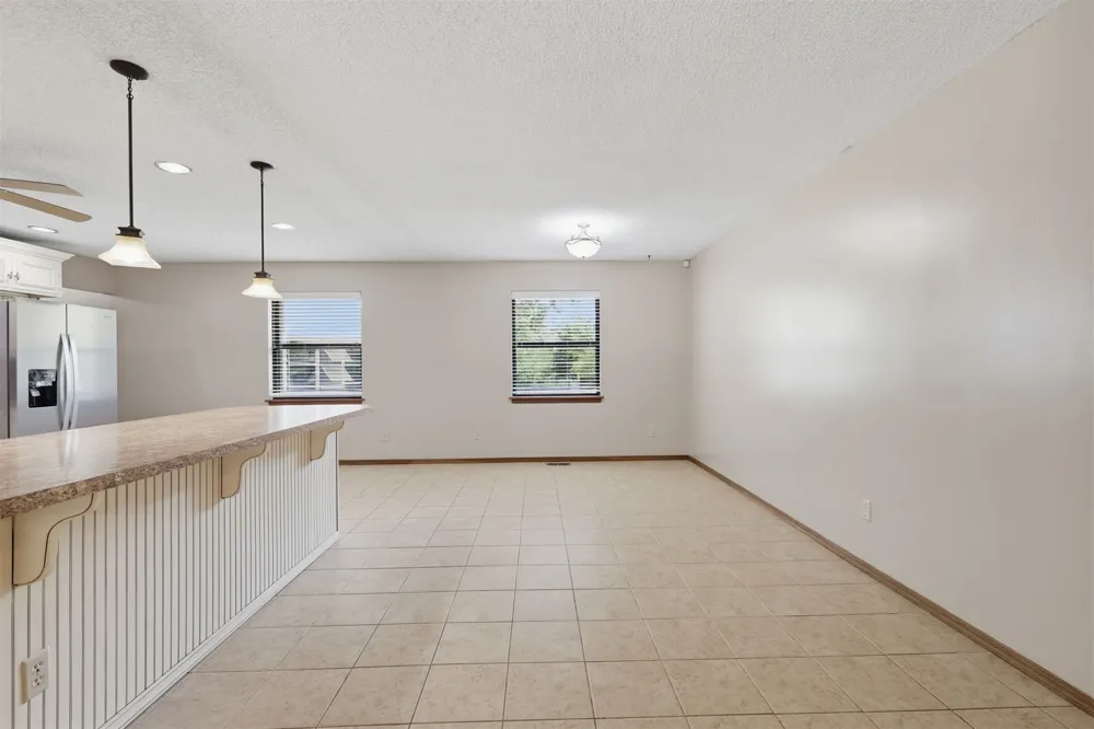 73502 Cyclone Hollow Road Wagoner, OK 74467