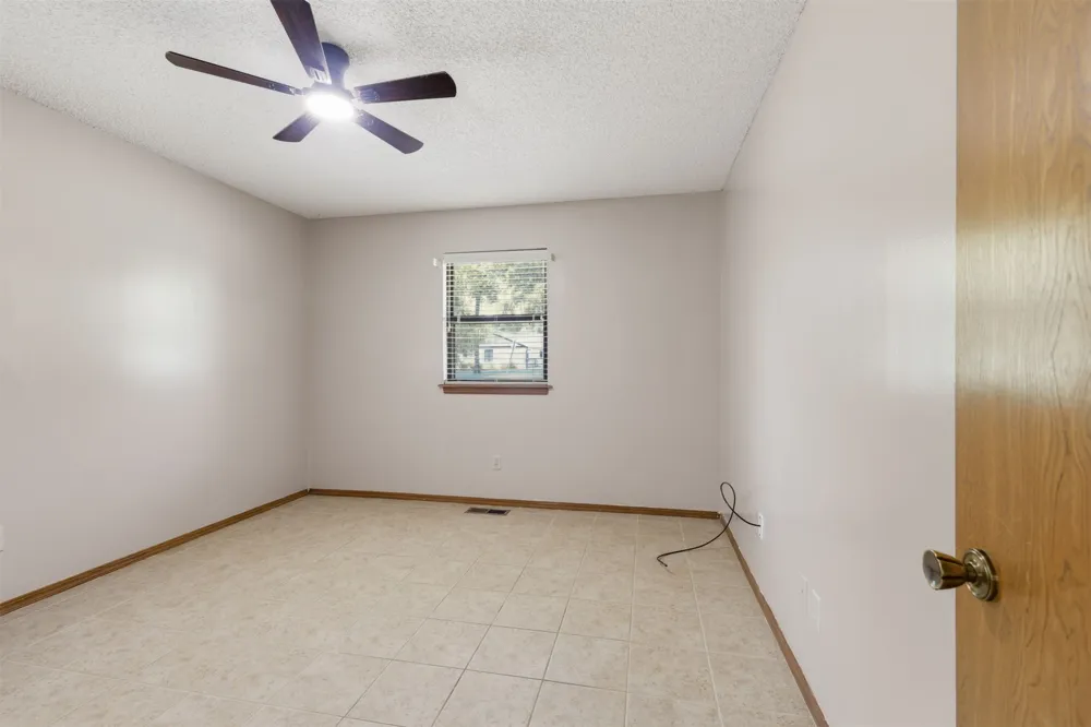 73502 Cyclone Hollow Road Wagoner, OK 74467