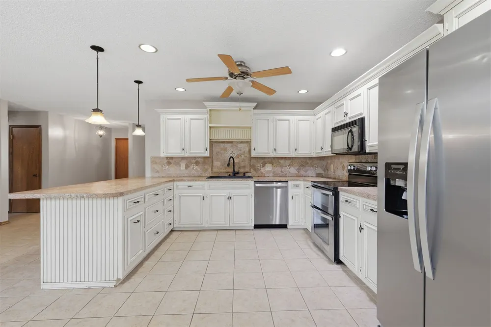 73502 Cyclone Hollow Road Wagoner, OK 74467