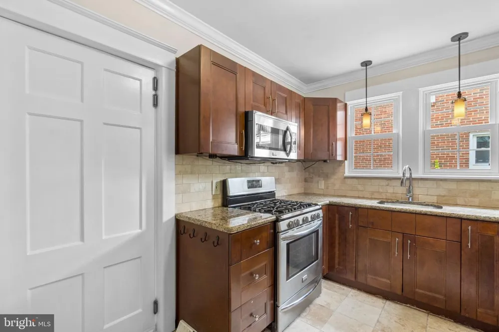 58 E IRVIN AVENUE Hagerstown, MD 21742