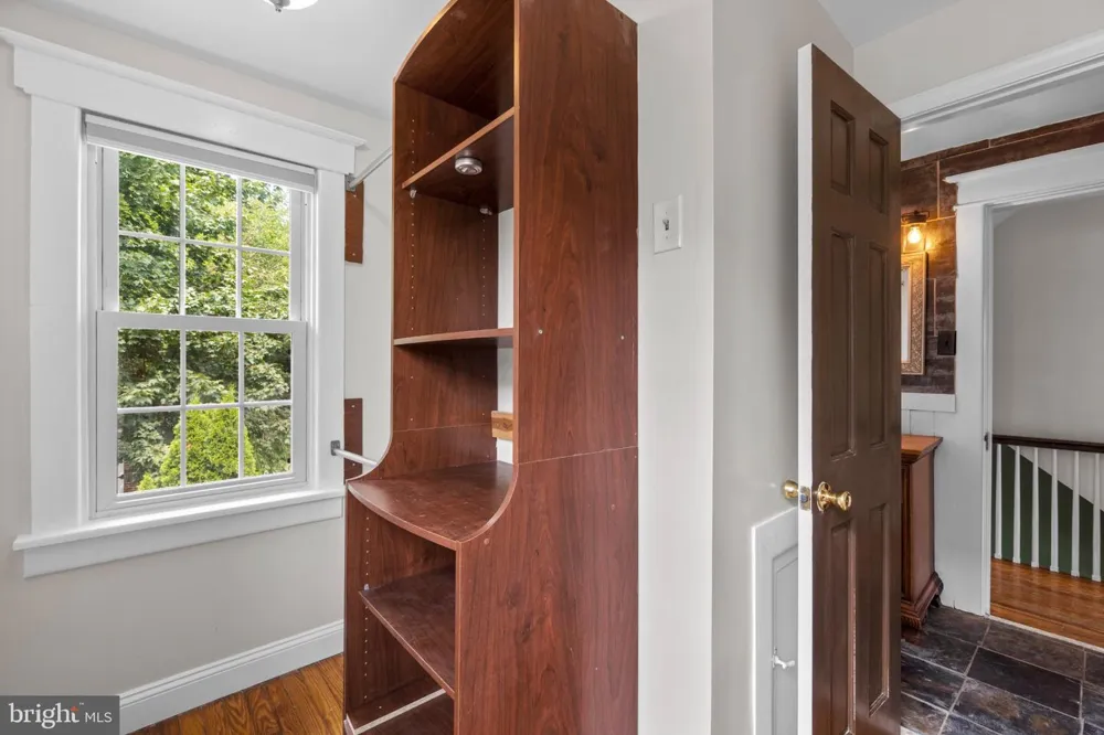 58 E IRVIN AVENUE Hagerstown, MD 21742