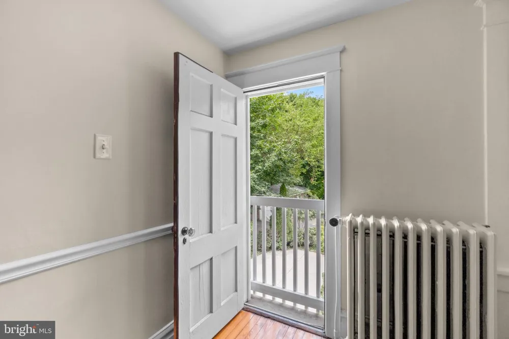 58 E IRVIN AVENUE Hagerstown, MD 21742