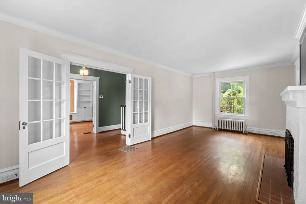 58 E IRVIN AVENUE Hagerstown, MD 21742