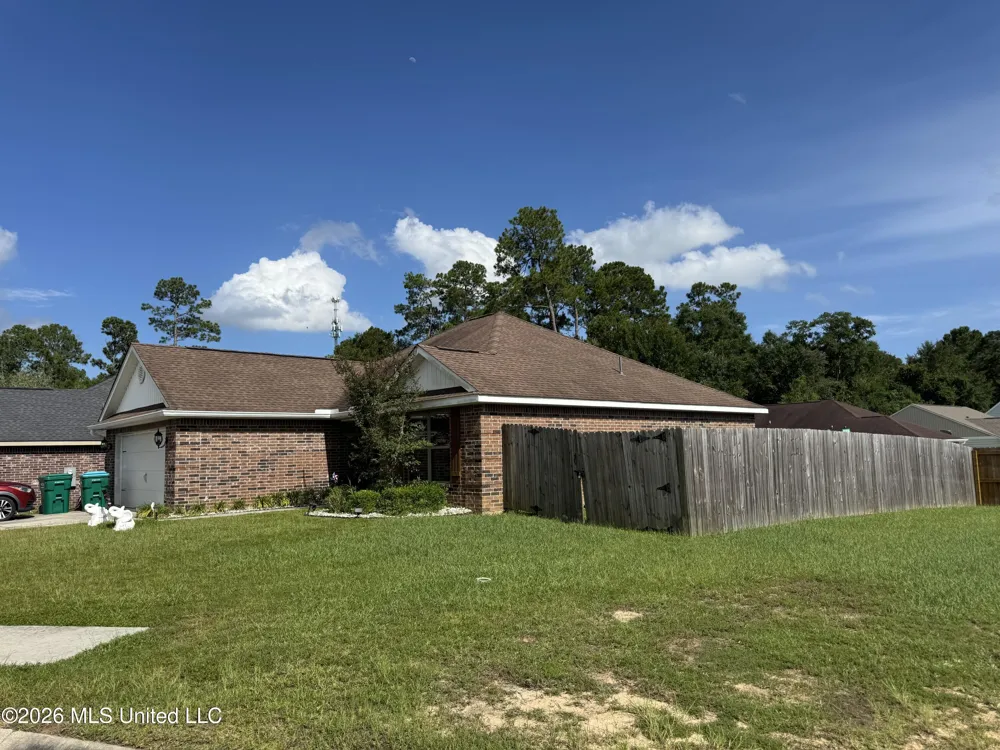 13742 Lawton Lane Gulfport, MS 39503