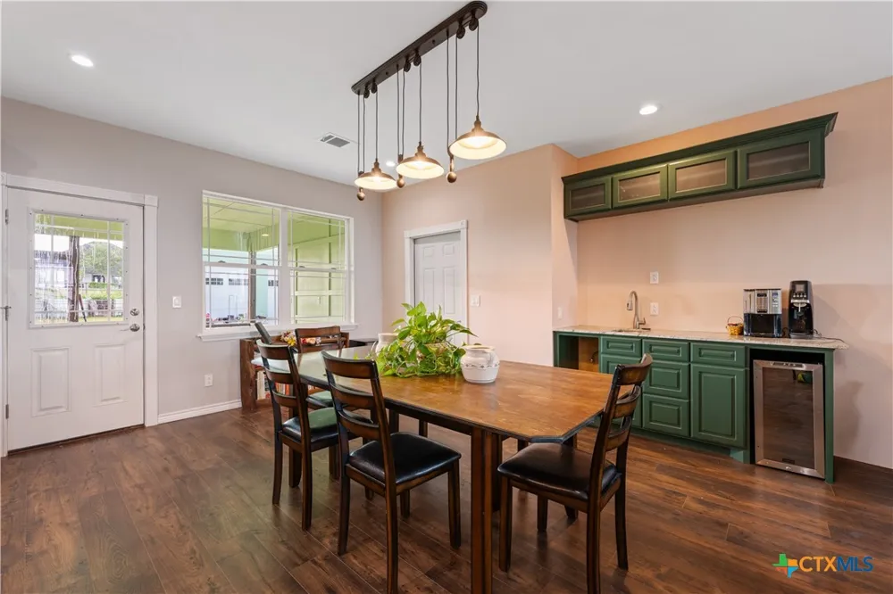 459 E Ridge Lane Kyle, TX 78640