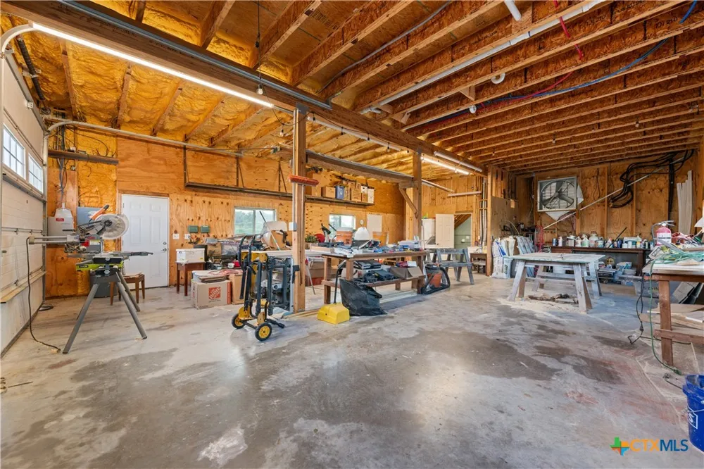 459 E Ridge Lane Kyle, TX 78640