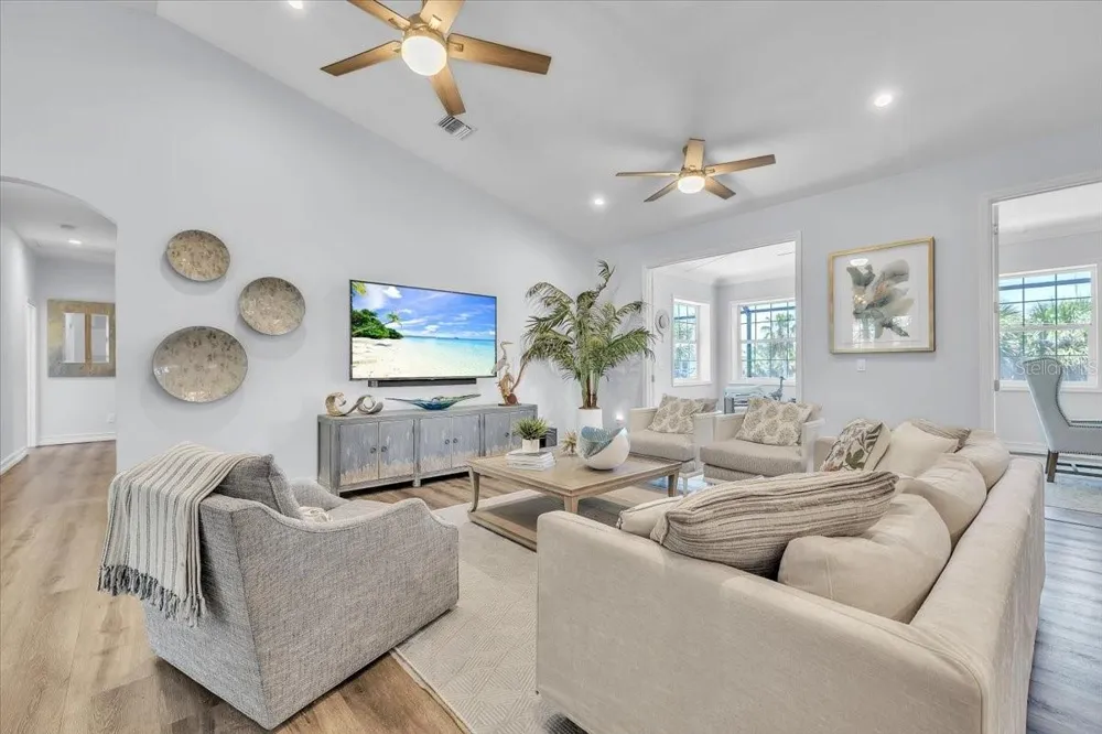 9277 BELDING DRIVE Sanibel, FL 33957