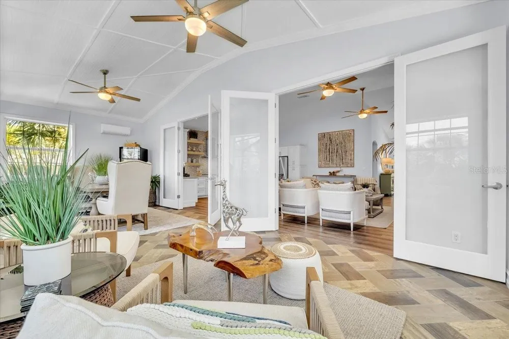 9277 BELDING DRIVE Sanibel, FL 33957
