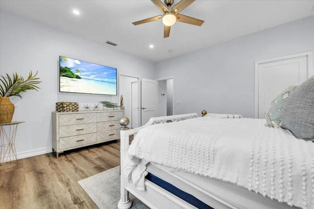9277 BELDING DRIVE Sanibel, FL 33957