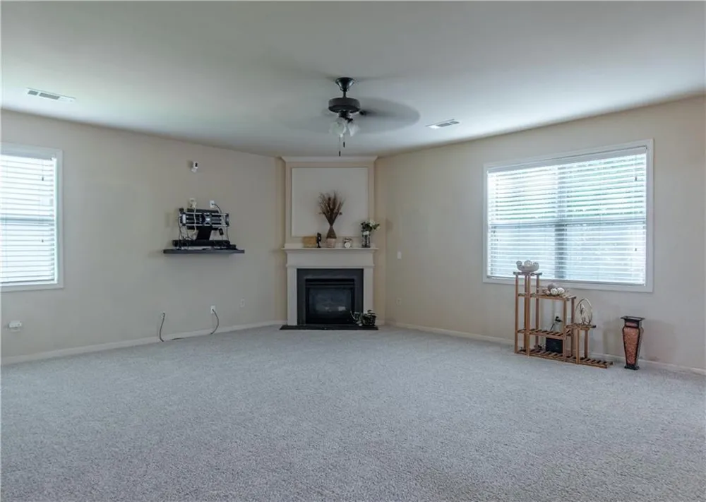 7728 Old Thyme Road Union City, GA 30291