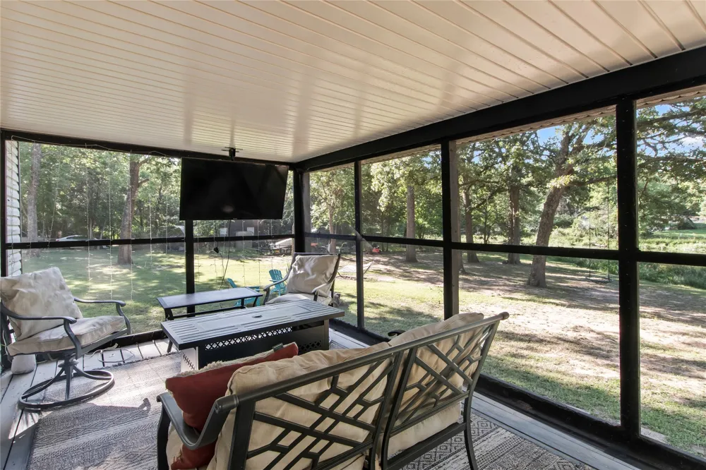 335 Running Brook Road Mabank, TX 75156