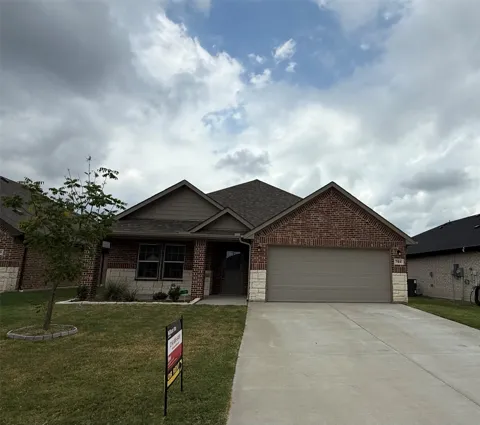 704 Ransom Way