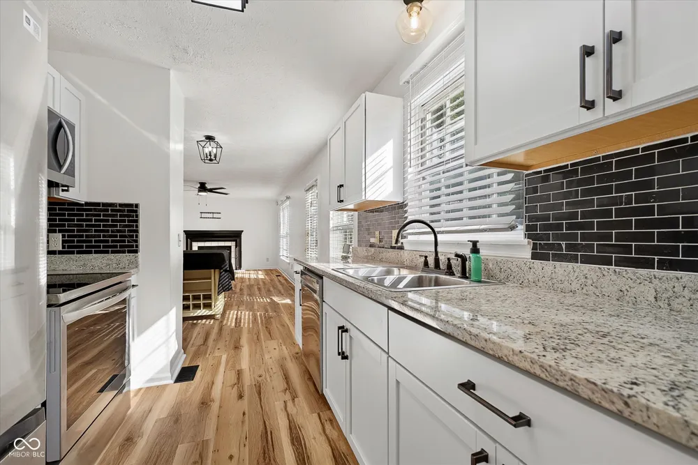 6705 Caribou Place Indianapolis, IN 46278