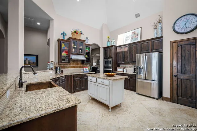 1471 DECANTER DR New Braunfels, TX 78132