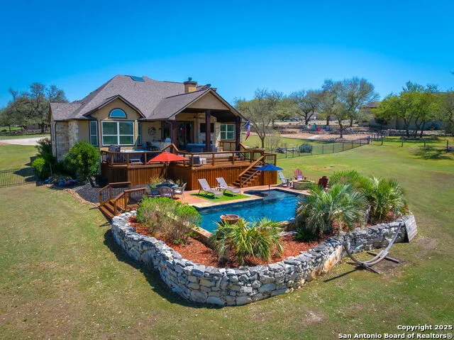 1471 DECANTER DR New Braunfels, TX 78132